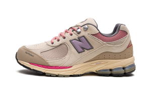 New Balance 2002R “Hiking Pack – Beige” (M2002RWL)