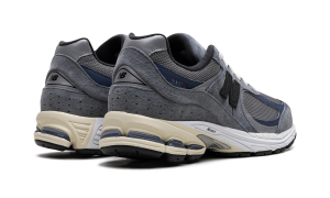 new-balance-2002r M2002RU2