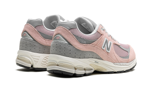 new-balance-2002r M2002RFC
