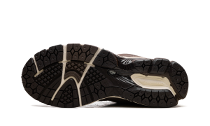 new-balance-2002r M2002RGM
