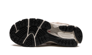 new-balance-2002r M2002RDL