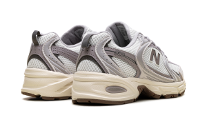 new-balance-530 U5307VI