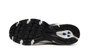 new-balance-530 MR530ZO