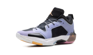 air-jordan-37 FD8701-001