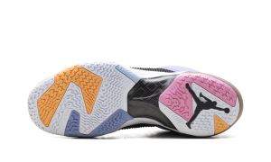 air-jordan-37 FD8701-001