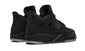 air-jordan-4 930155-001