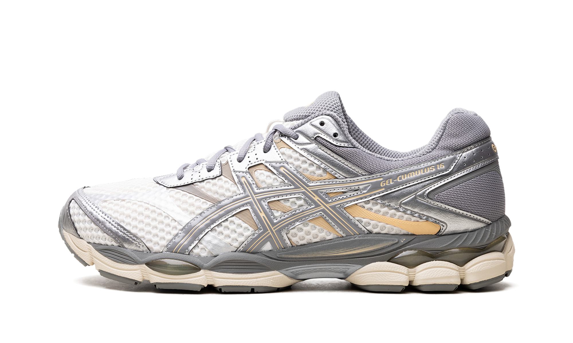 Asics GEL-Cumulus 16 “Cream / Clay Grey”: lowkey runner die alles matcht