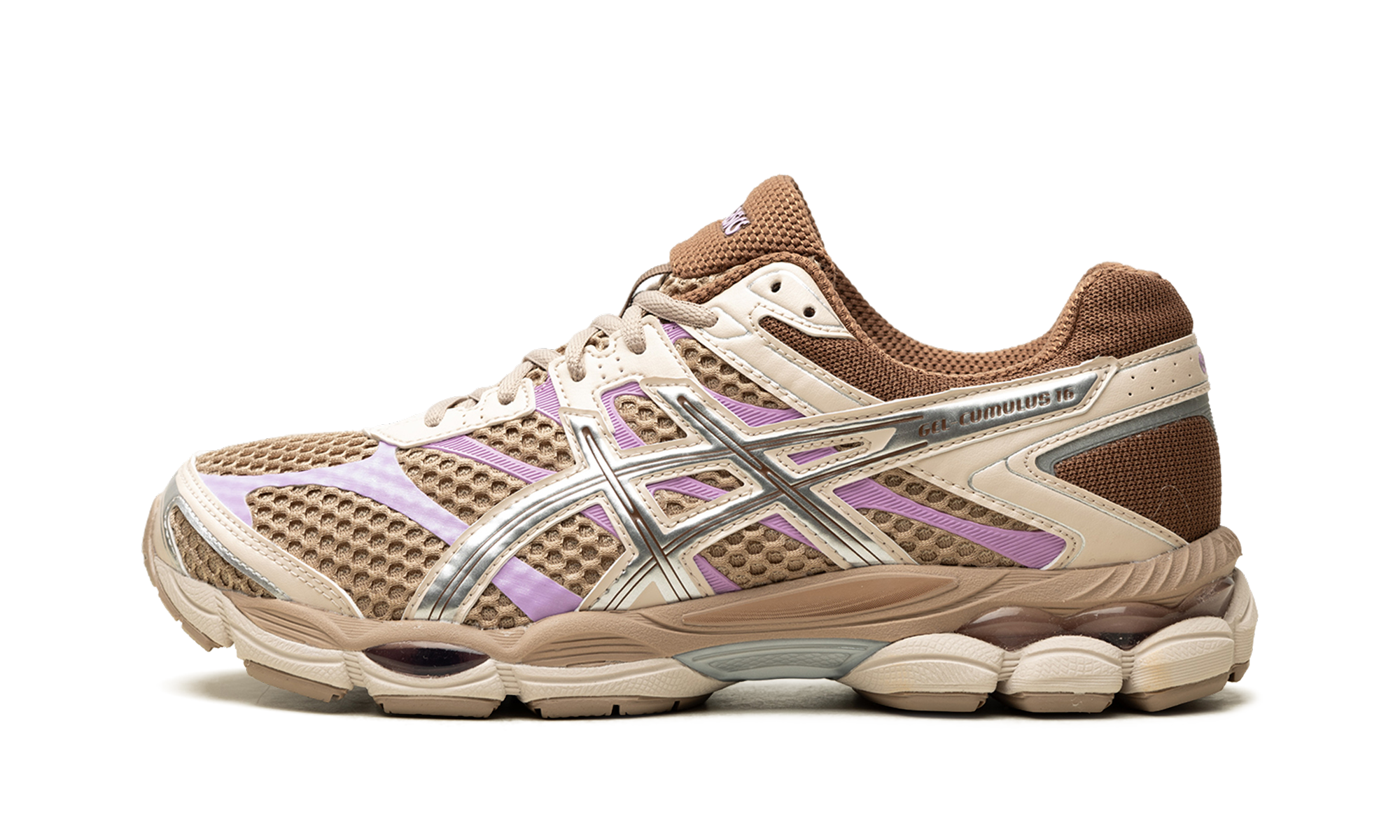 Asics Gel-Cumulus 16 “Cinnamon”: archief-heat met warme kruiden