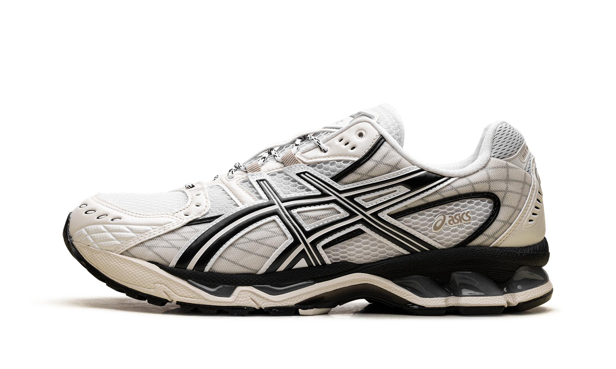 Asics Gel-Nimbus 10.1 “White Ivory”: comfort met een poetsrekening