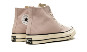 converse-chuck-taylor-all-star A00749C
