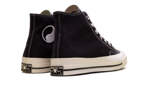 converse-chuck-taylor-all-star A17694C