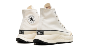 converse-chuck-taylor-all-star A01682C