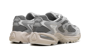new-balance-725 ML725AA