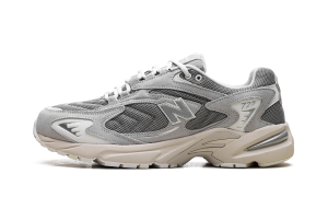 New Balance 725 “LIGHT GREY” (ML725AA)