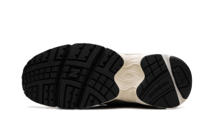 new-balance-725 ML725UE