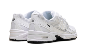 new-balance-740 U740WW2