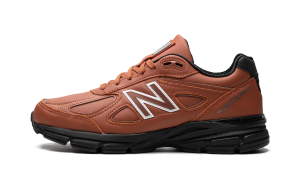 New Balance 990V4 MADE IN USA “TEDDY SANTIS – MAHOGANY BLACK” (U990RB4)
