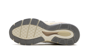 new-balance-990 GC990TE4-W