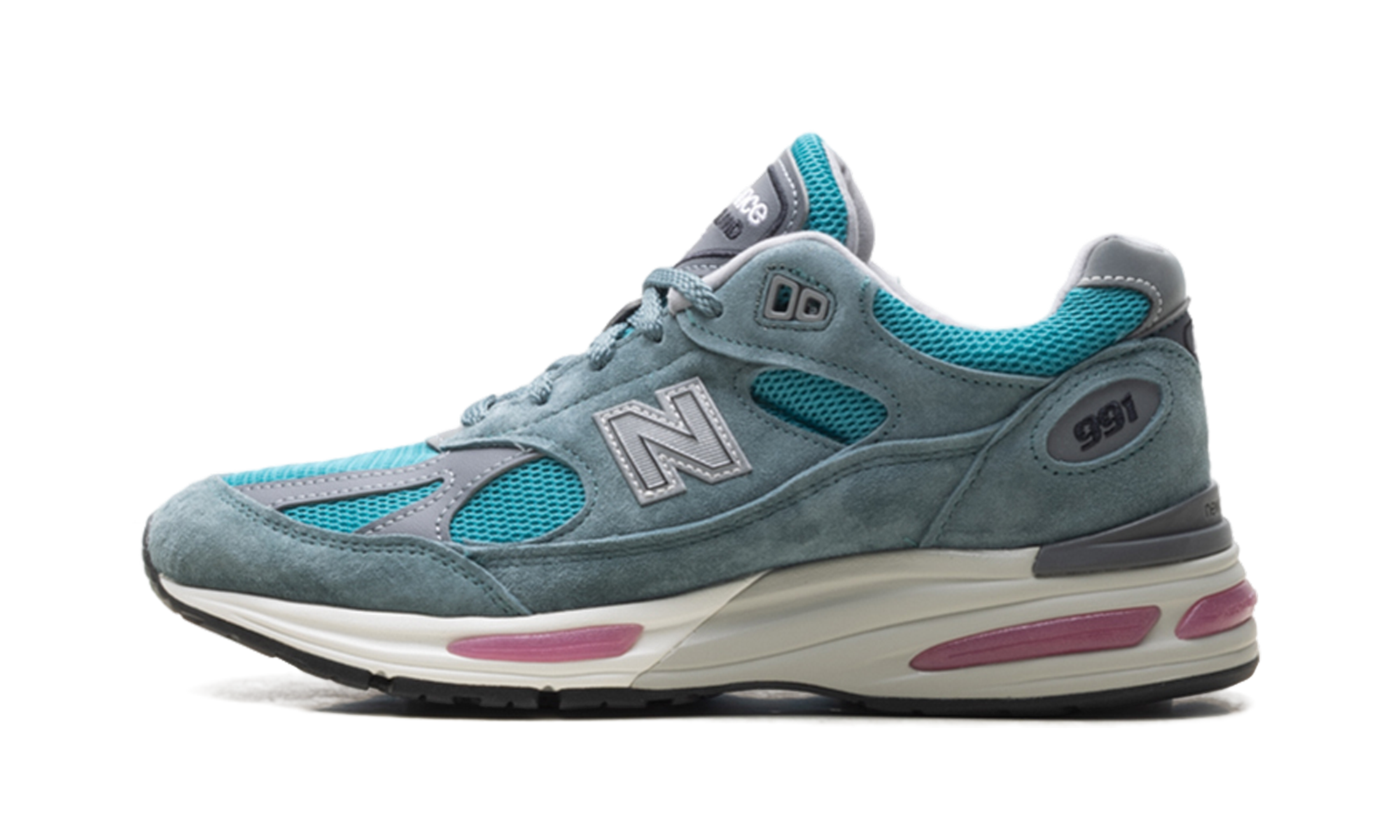 New Balance 991v2 “MiUK Porcelain Green”: Brits vakwerk, stille klasse