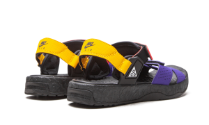nike-acg CT3303-400