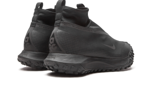nike-acg CT2904-002