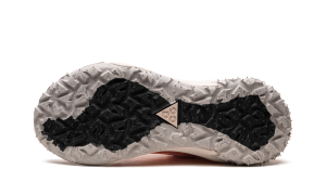 nike-acg DV7903-800