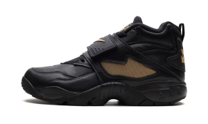 Nike Air Diamond Turf “Signing Day” (HV5788-001)