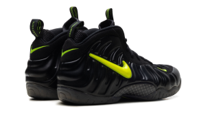 nike-air-foamposite HF0794-002