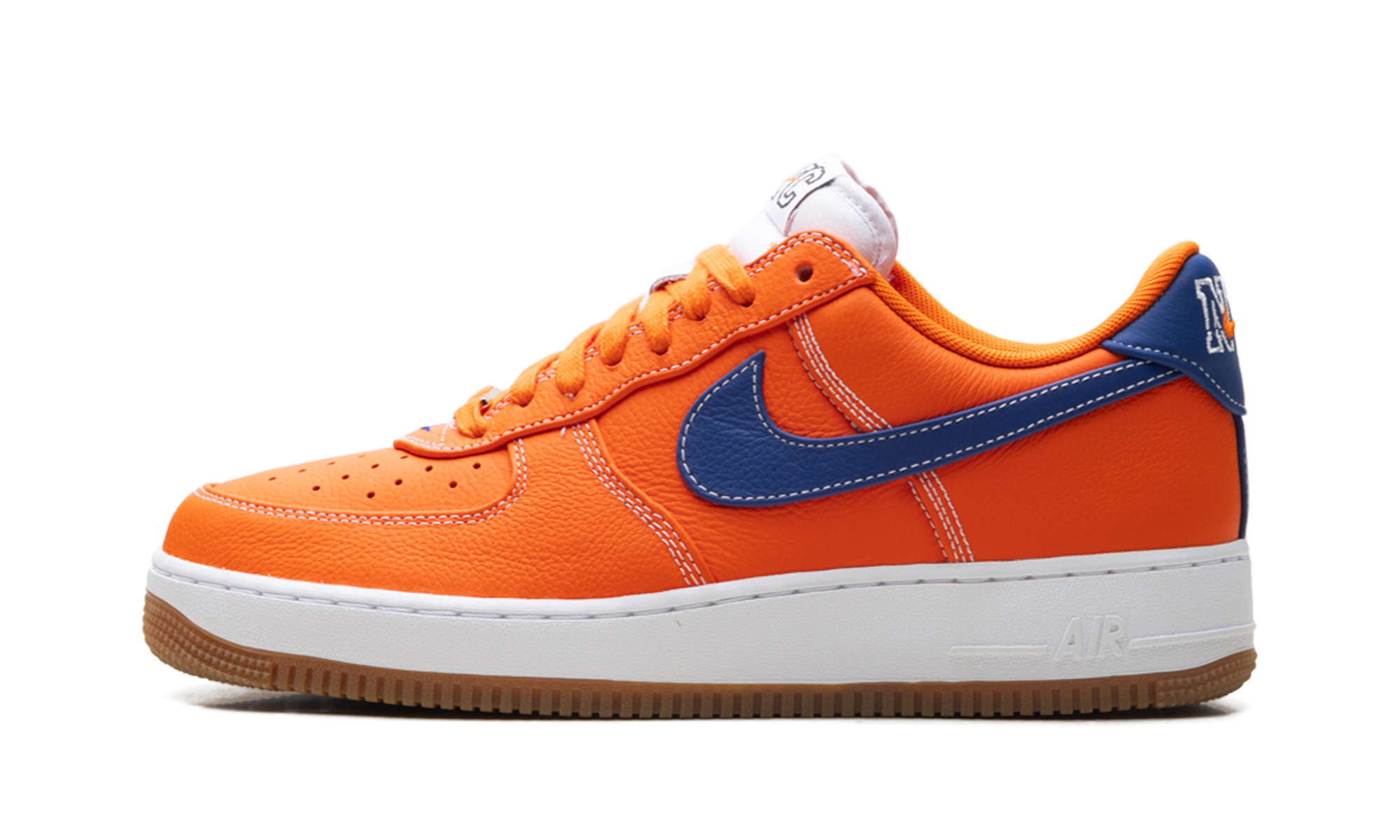 Nike Air Force 1 PRM &ldquo;NYC Knicks&rdquo;: oranje-blauw met lef