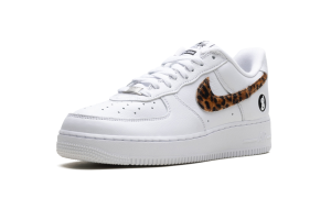 nike-air-force IM3483-100
