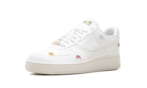 nike-air-force IQ1143-100