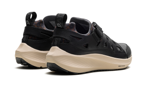 nike-air-huarache FJ4201-001
