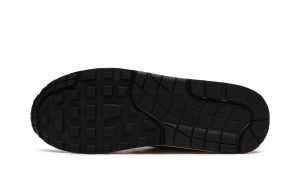 nike-air-max FN7652-030