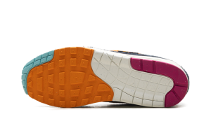 nike-air-max IQ2847-400