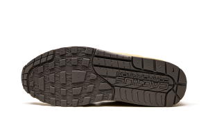 nike-air-max DO9392-700