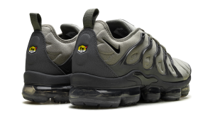 nike-air-vapormax AT5681-001