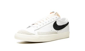 nike-blazer DA6464-101