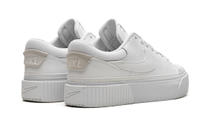 nikecourt DM7590-101
