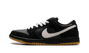 Nike Dunk Low Pro SB “Black White Gum” (HF3704-003)