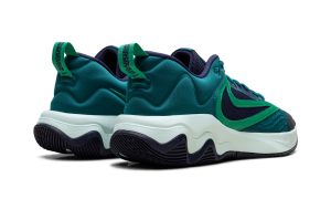 nike-giannis-immortality DZ7533-301