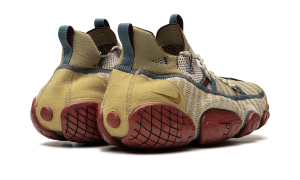 nike-ispa CN2269-700