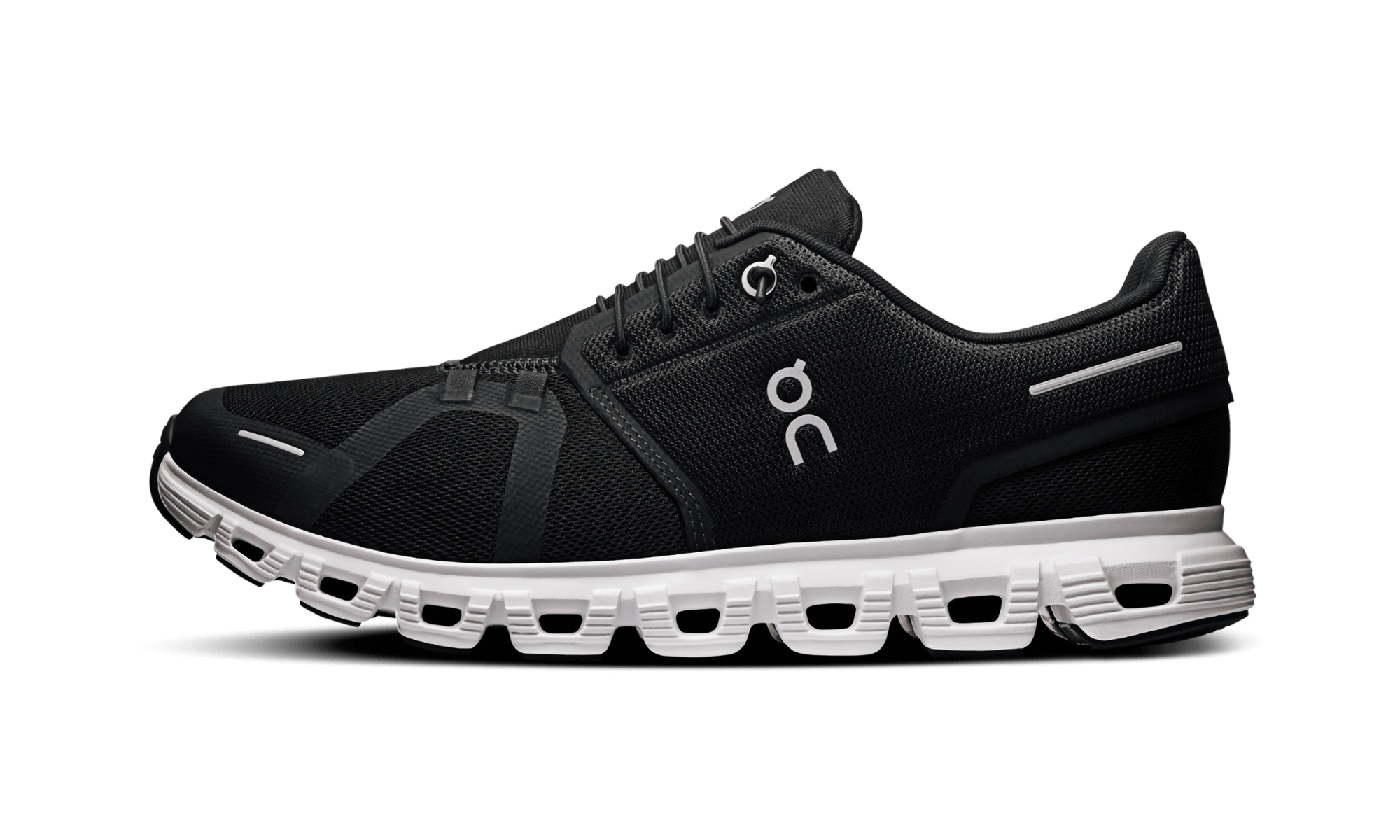 On Running Cloud 6 “Black White”: comfort, met een steentje