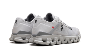 on-sneaker 3WF10173290