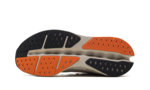 on-cloudsurfer 3WF30223297