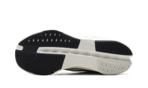 on-cloudsurfer 3WE30053213