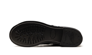red-wing-sneaker 8084
