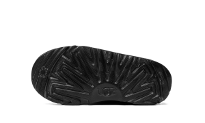 ugg-bailey-40 1017400K-BLK