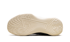 under-armour-curry-1 3027603-200