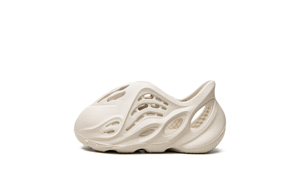 yeezy-sneaker GW7231