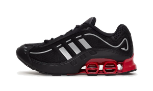 adidas Megaride O1 “Black/Scarlet”: donkere daily met rood accent